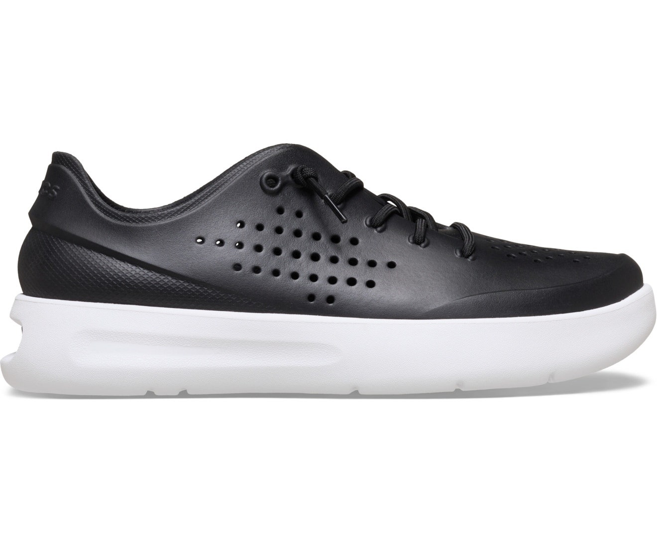 InMotion Pacer Black/White Men Sneaker