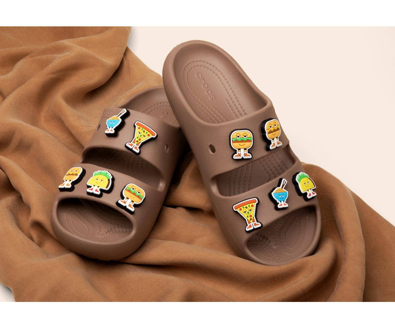 Classic II Latte Unisex Sandal