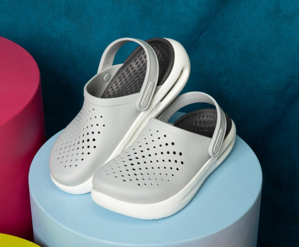 InMotion Atmosphere Unisex Clog